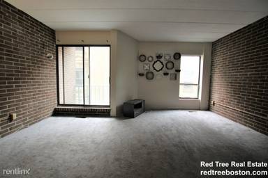 Main picture of 1856 Beacon St