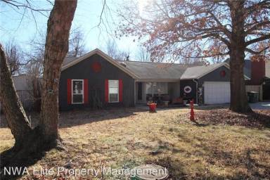 Main picture of 1577 E Devonshire Pl