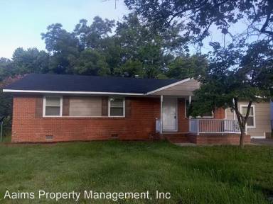 Main picture of 2204 Ireland Dr