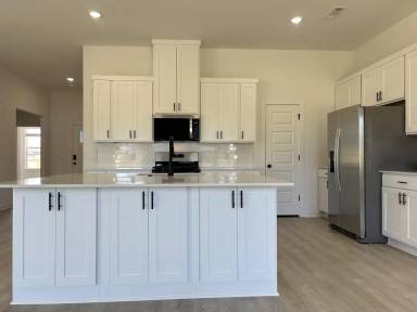 Main picture of 228 N Yona Ln