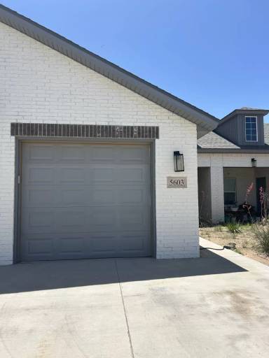 Main picture of 5603 Lehigh St