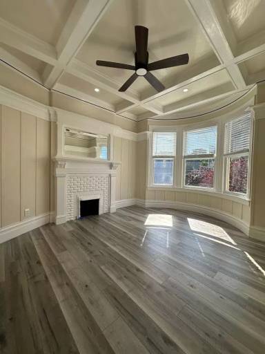 Main picture of 500 Lyon St