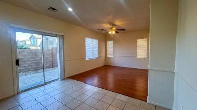 Main picture of 8086 Kings Ransom St