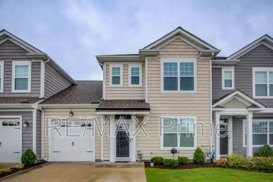 Main picture of 1903 Dobson Ct