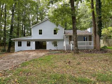Main picture of 365 Vineyard Dr NW