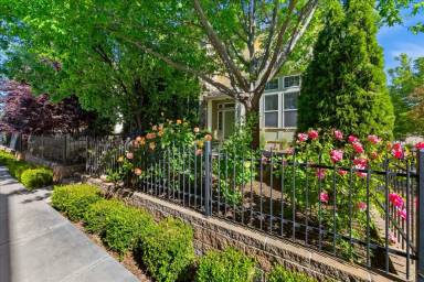 Main picture of 11222 W Knightsbridge Ct