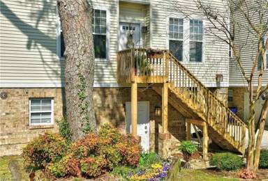 Main picture of 9569 8th Bay St