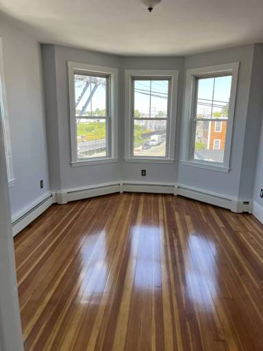 Main picture of 47 Roslyn St