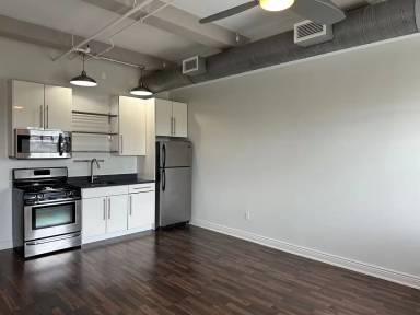 Main picture of 5 Shore Ln