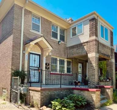 Main picture of 2531 Pingree St