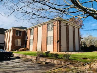 Main picture of 501 W Haralson St