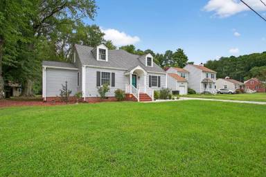 Main picture of 114 Battle Rd