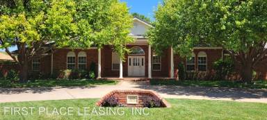Main picture of 153 Sandzen Dr