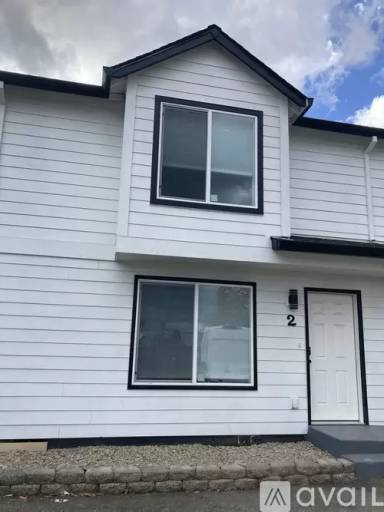Main picture of 7943 SW 17th Ave