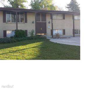 Main picture of 1278 E Brockway Cir
