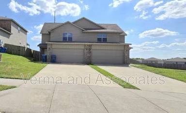 Main picture of 5007 SW Fieldstone Blvd