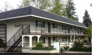 Main picture of RIVER PLACE APARTMENTS