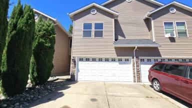 Main picture of 8105 NE 36th Ct