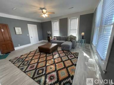 Main picture of 9 E Dale St