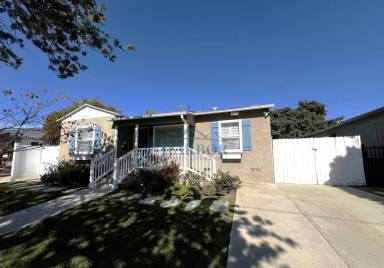 Main picture of 3645 W 172nd St