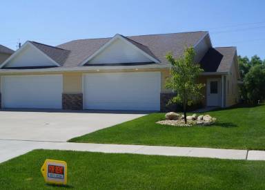 Main picture of 517 Spruce Hills Dr