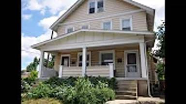 Main picture of 2444 Deming Ave