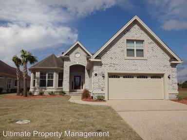 Main picture of 8242 Masonboro Pointe NE