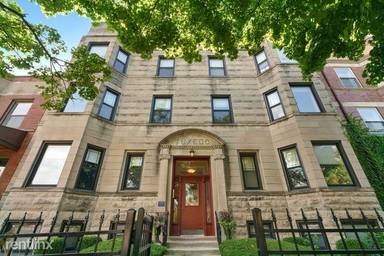 Main picture of 4440 N Dover St