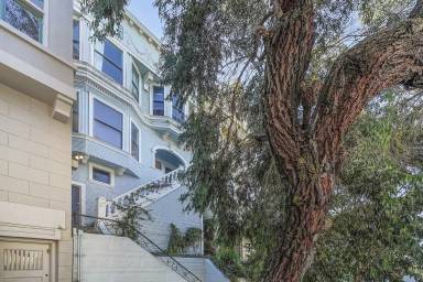 Main picture of 1209 Waller St