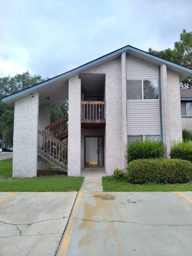 Main picture of Summerwinds Village