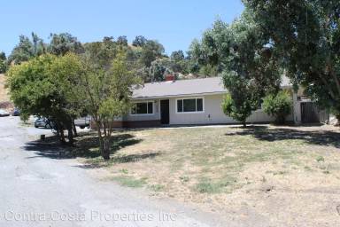 Main picture of 4628 Pacheco Blvd