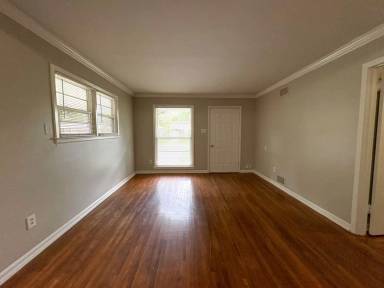 Main picture of 1783 Danville Rd