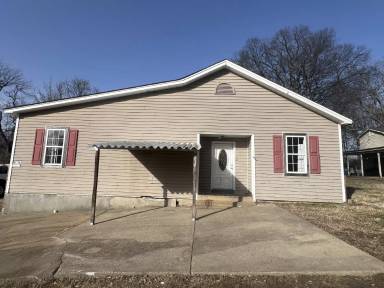 Main picture of 932 Hatchie Ave
