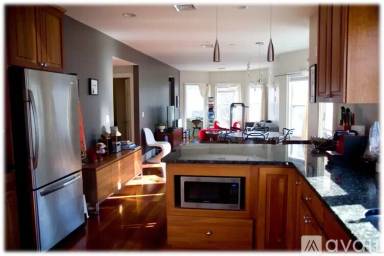Main picture of 210 Willow Ave