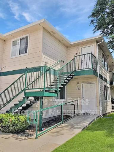 Main picture of 6799 W Overland Rd