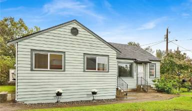Main picture of 3212 Alderwood Ave