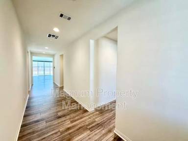 Main picture of 32463 McKiernan Ln