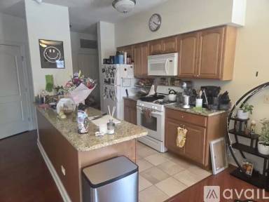 Main picture of 2318 N Milwaukee Ave