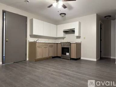 Main picture of 355 S Main St