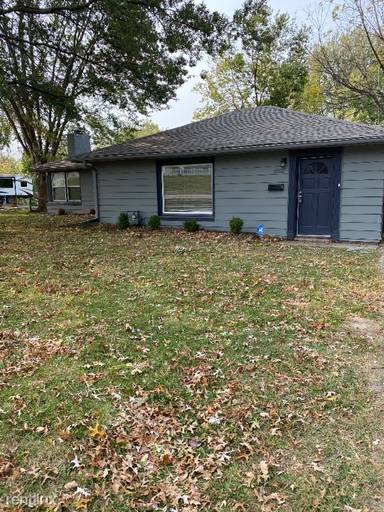 Main picture of 3502 S Crysler Ave