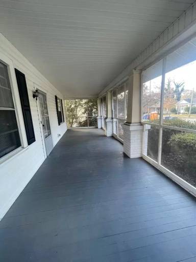 Main picture of 922 Maple St