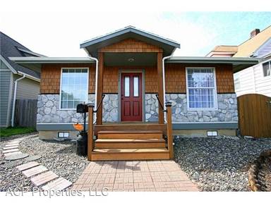 Main picture of 2523 Lincoln St