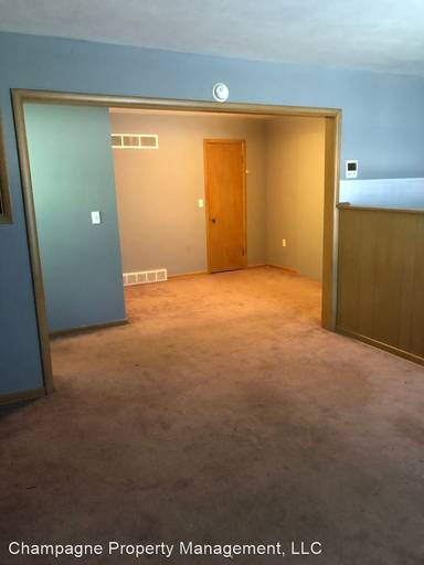 Main picture of 10116 E 70th Ter
