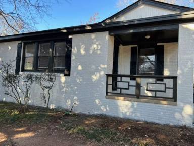 Main picture of 1800 Timothy Rd