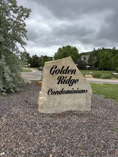 Main picture of 1150 Golden Cir