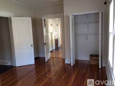 Main picture of 921 Forrest St