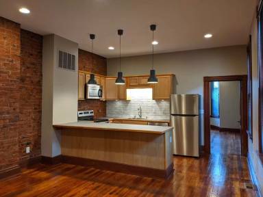 Main picture of 7 Wallace Ave