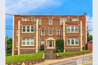 Main picture of 13 Newfound St