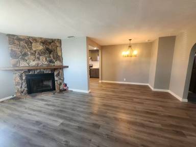 Main picture of 21116 Denker Ave