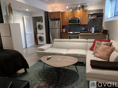 Main picture of Off Centre Lofts